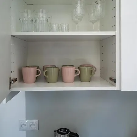 Batorego 220 - 450m Stacja Metra Pola Mokotowskie, 800m Biblioteka Narodowa - 20m Piekny Park Pola Mokotowskie - 800m Do Sgh - Wifi - Smart Tv - Good *